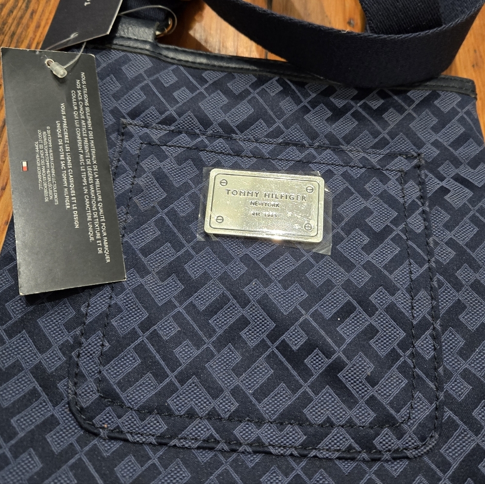 Tommy Hilfiger Navy Patterned Crossbody Messenger Bag